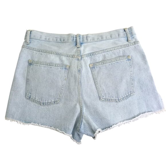 Forever 21 Light Wash Denim Shorts - Women’s Casual Cutoff High-Waisted Shorts, - Picture 2 of 11